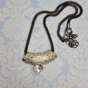 Crystal Silver Tone Necklace with dangling Crystal - NWOT